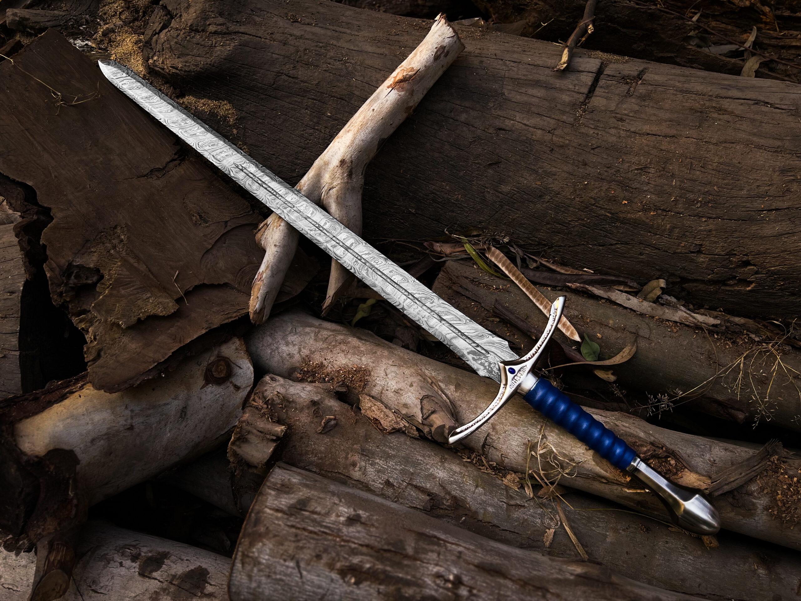Hand forged Damascus Glambdring Sword - Image 16