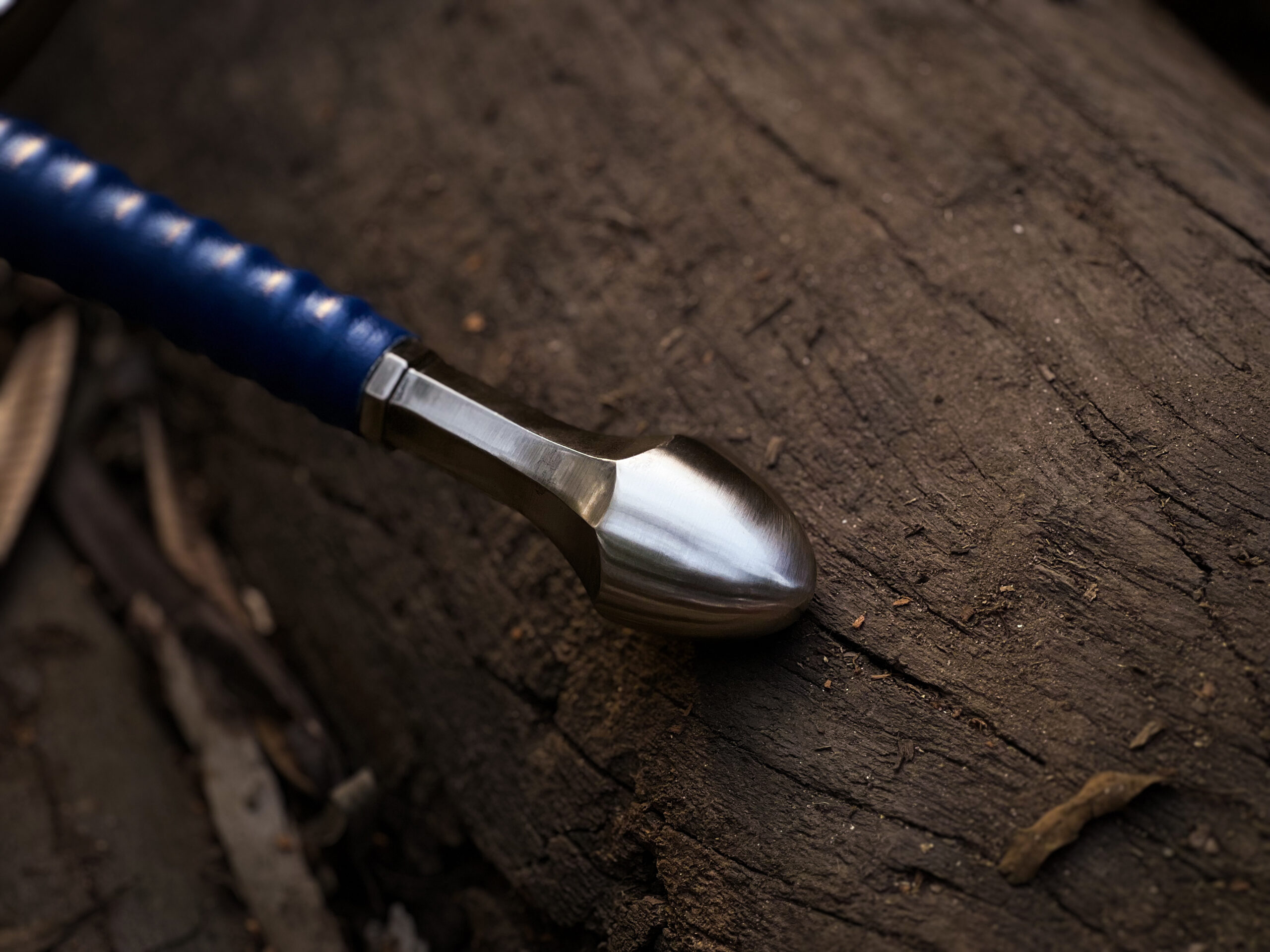 Hand forged Damascus Glambdring Sword - Image 6