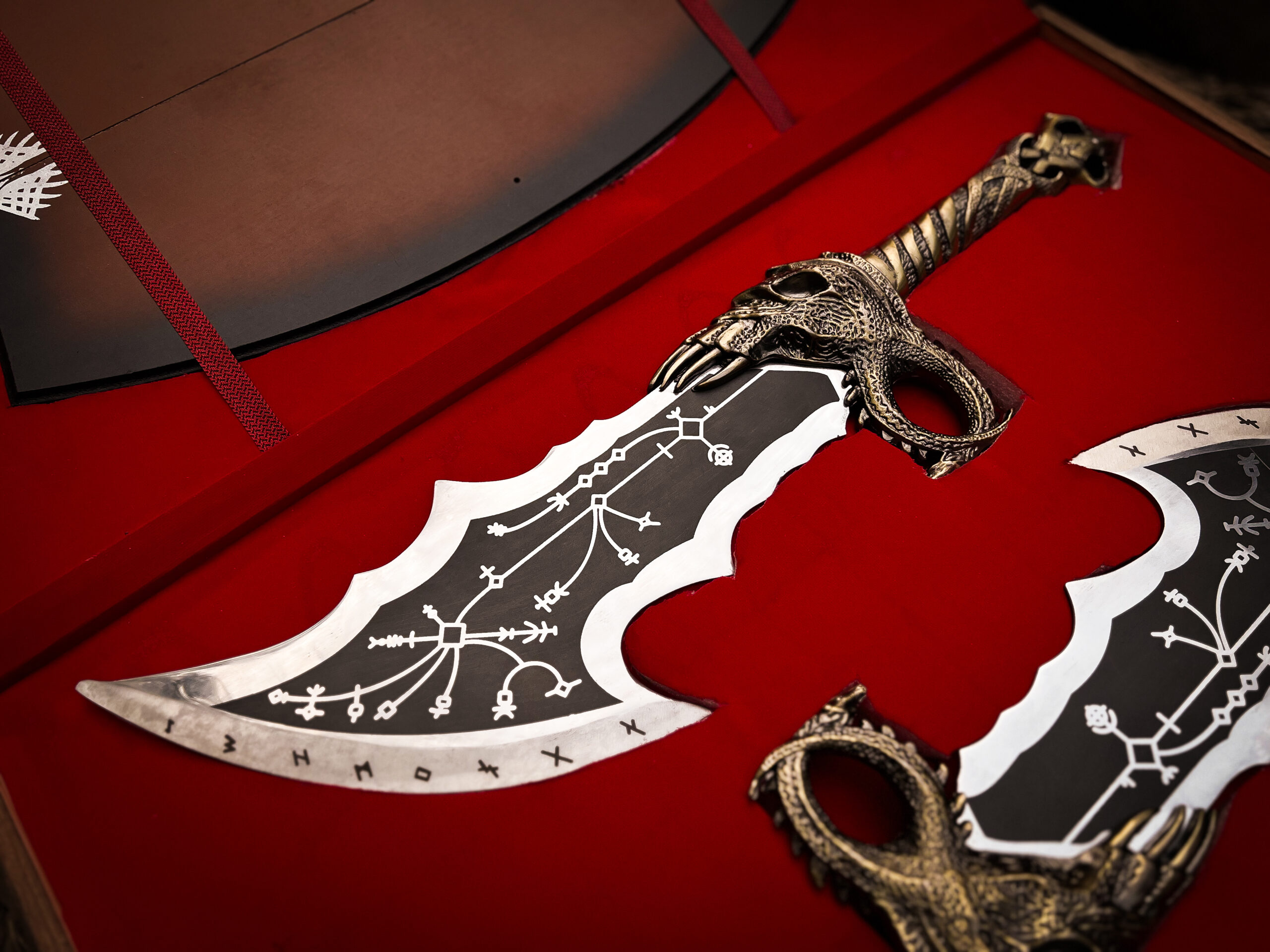 God of War Kratos Blades of Chaos - Image 3